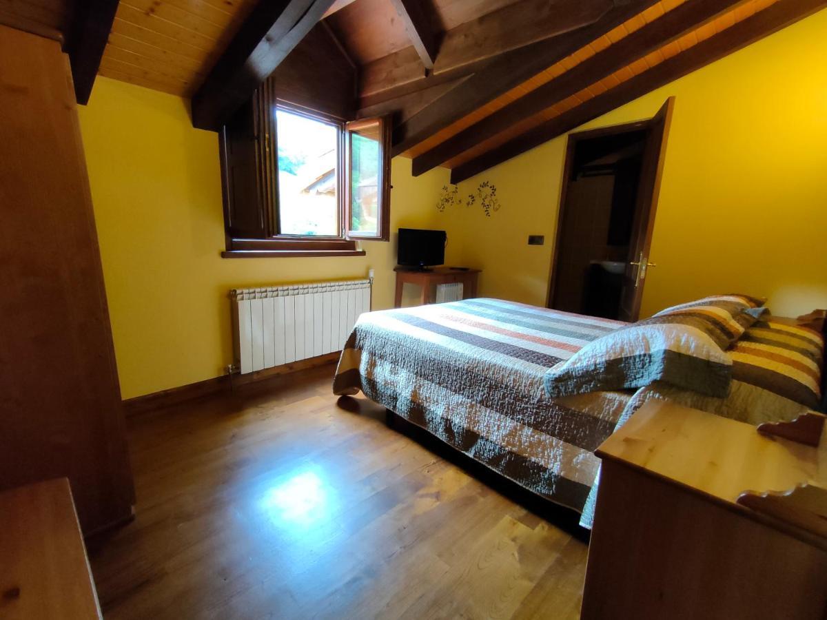 Hotel Dona Gaudiosa Пола-де-Лена Екстер'єр фото