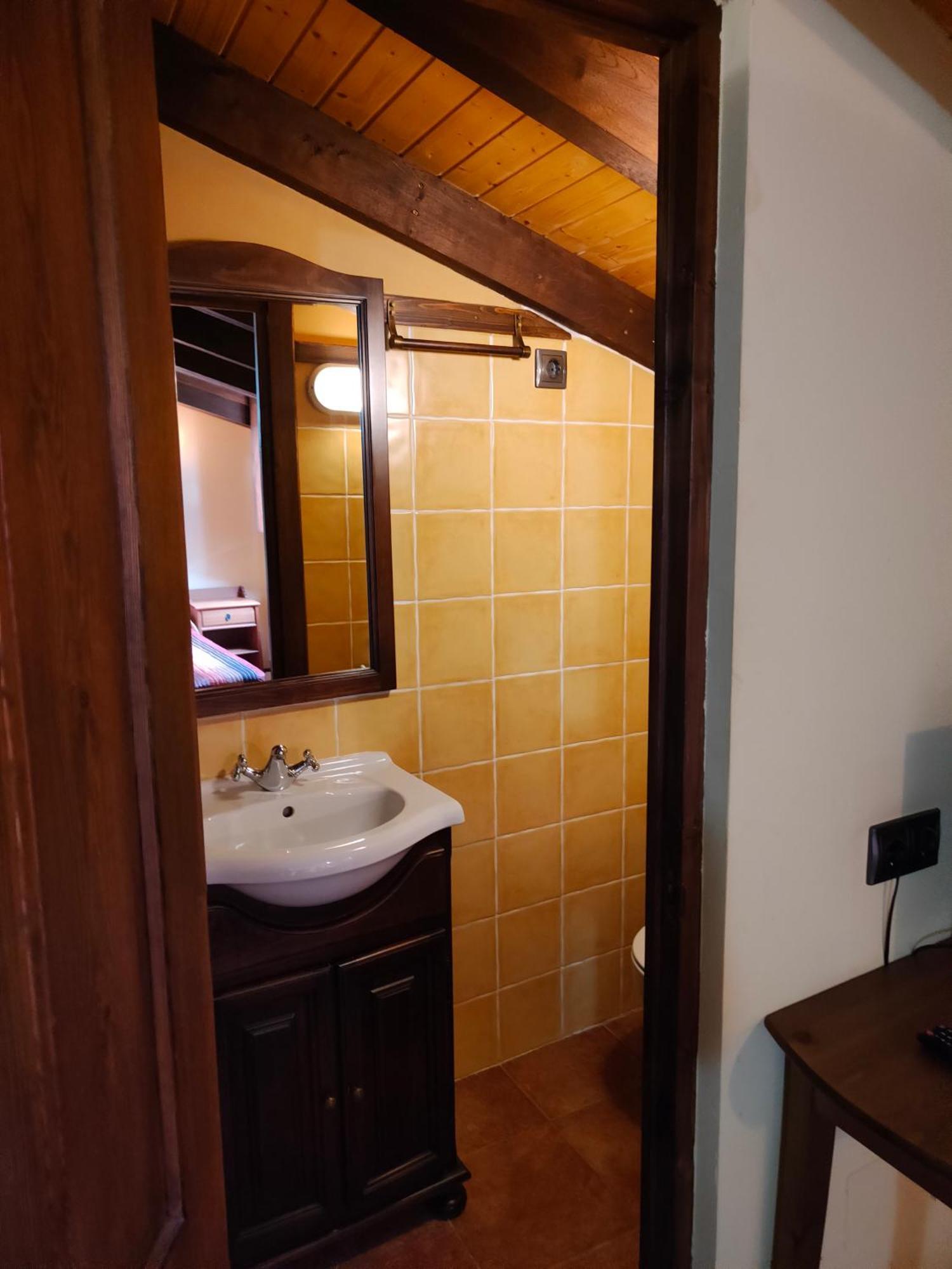 Hotel Dona Gaudiosa Пола-де-Лена Екстер'єр фото